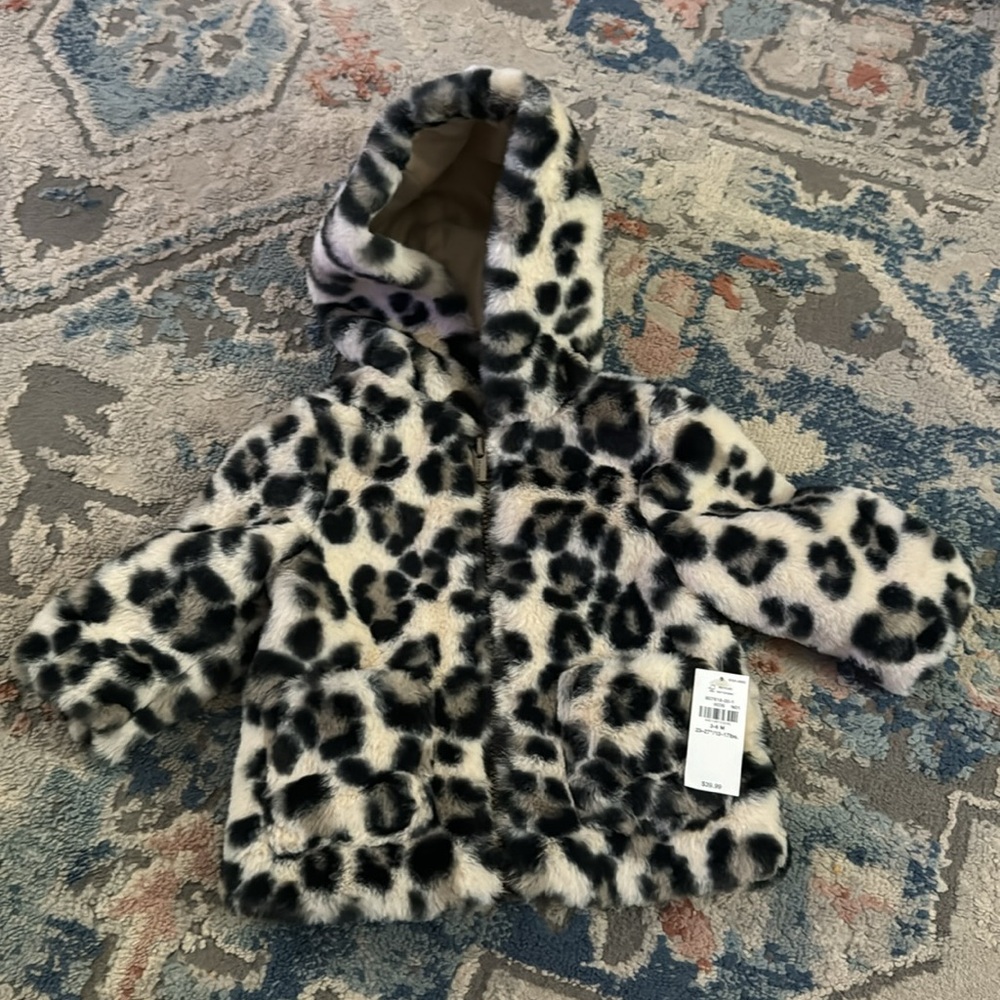 Old Navy Faux-Fur Leopard-Print Hooded Zip Jacket for Baby size 3-6 months